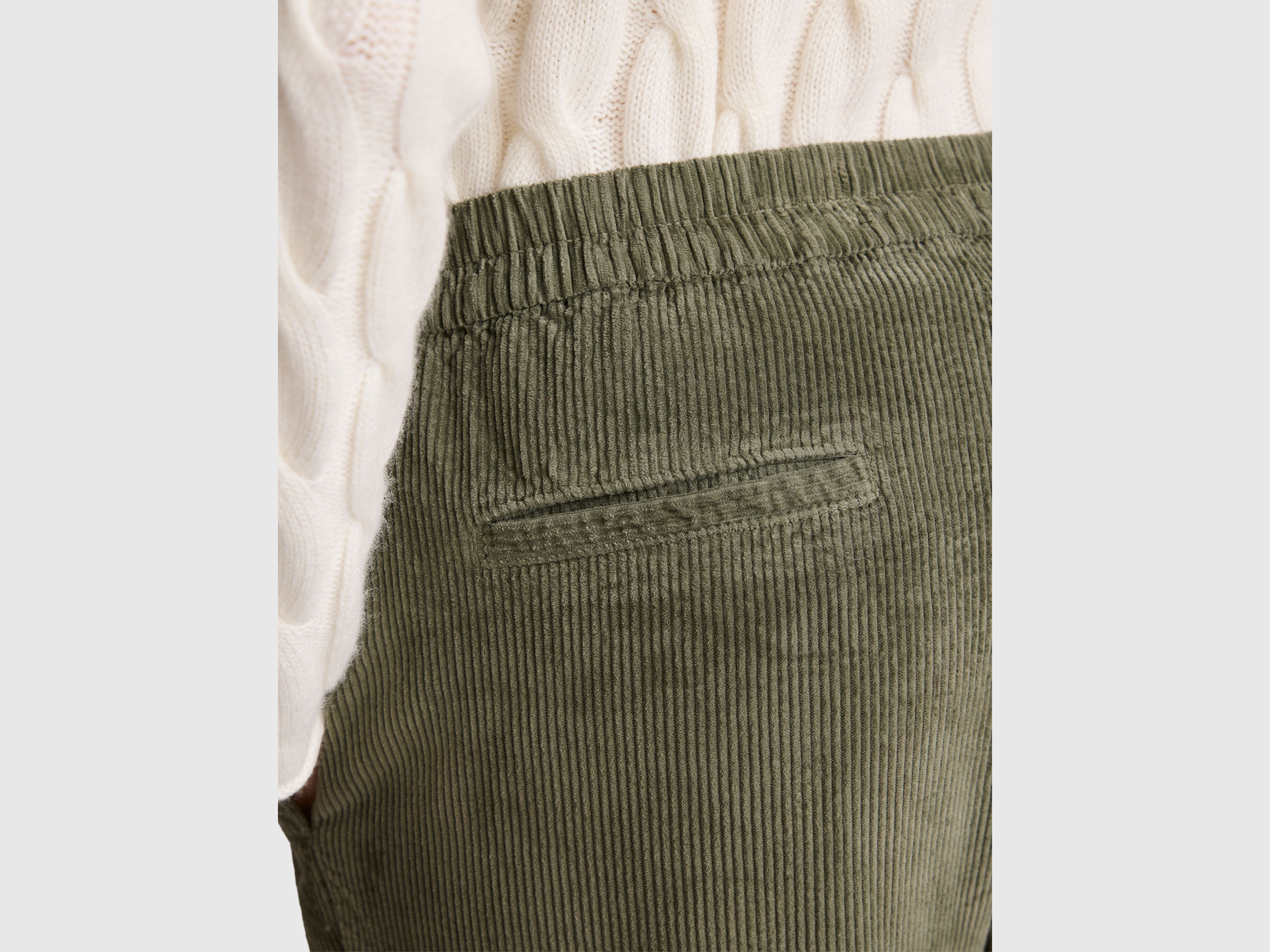 TROUSERS Women image number 4